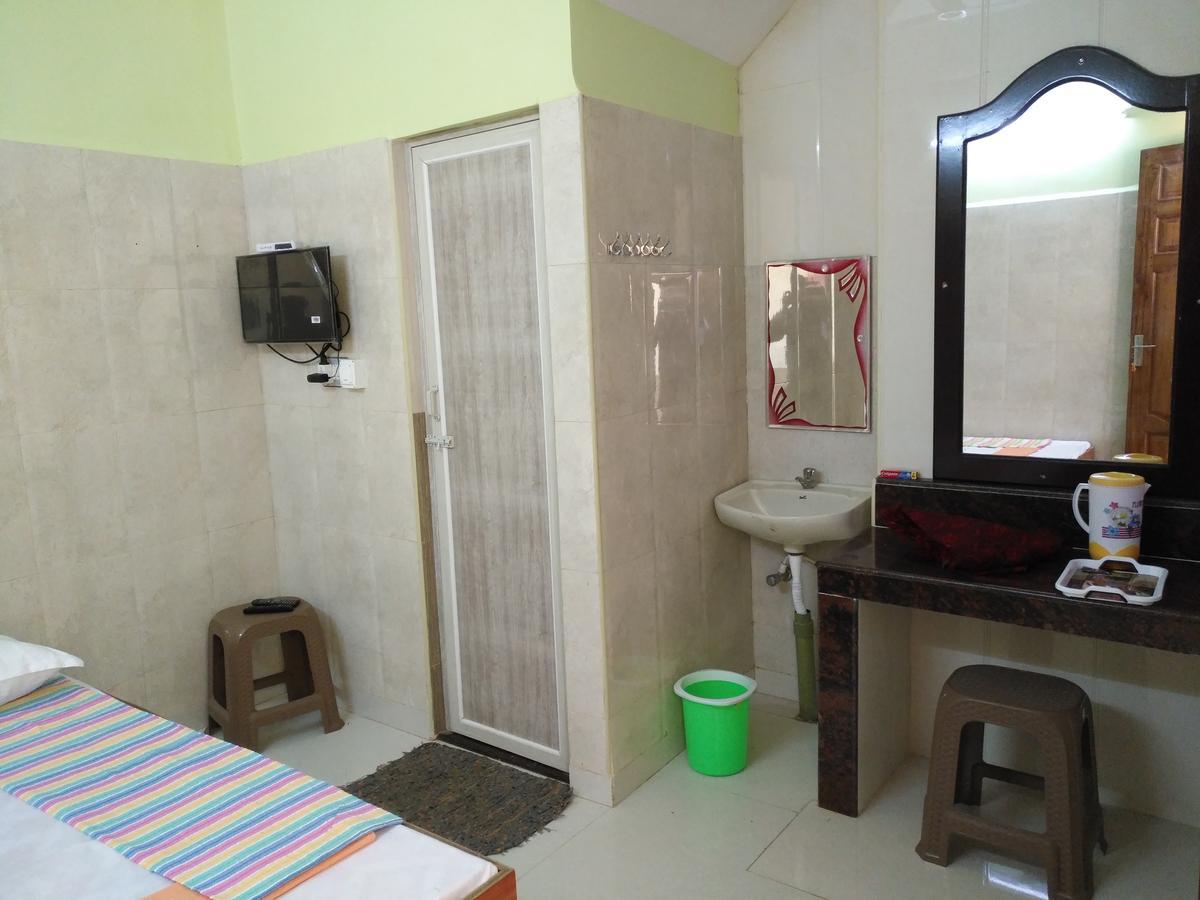 Rehoboth Home Stay Kanyakumari Exterior photo